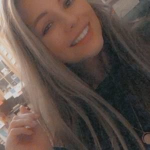 Meet your Posher, Delanee